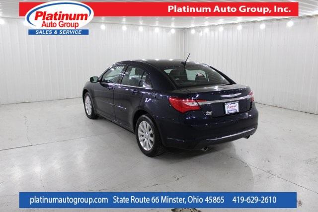2014 chrysler 200 lx