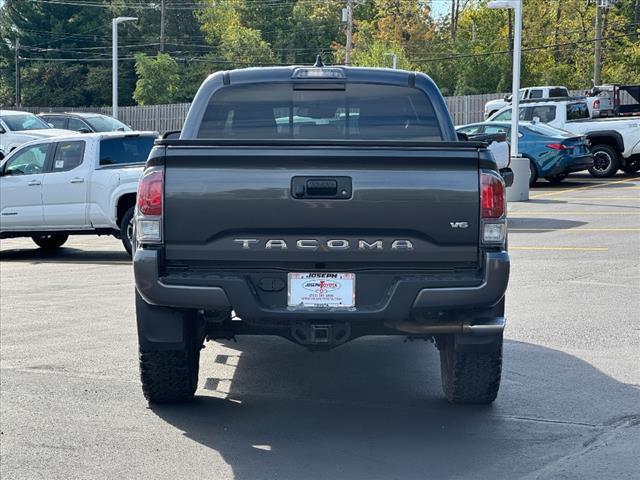 2023 toyota tacoma trd sport