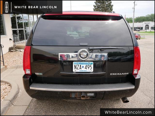 2011 cadillac escalade luxury