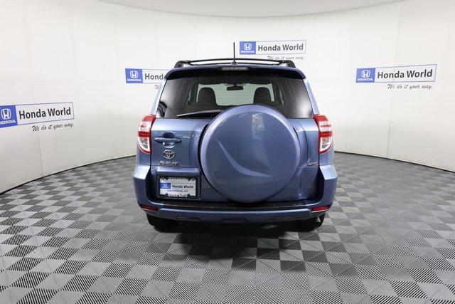 2011 toyota rav4 base