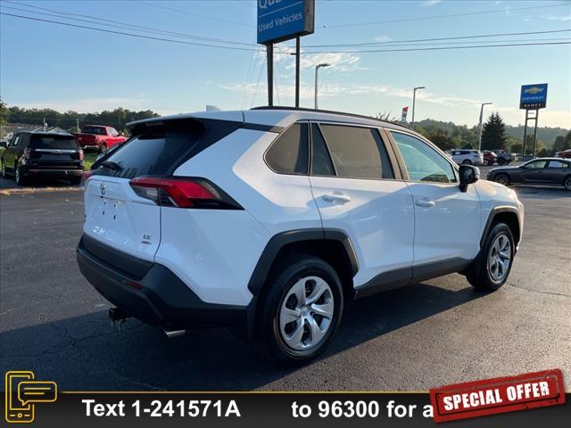 2021 toyota rav4 le