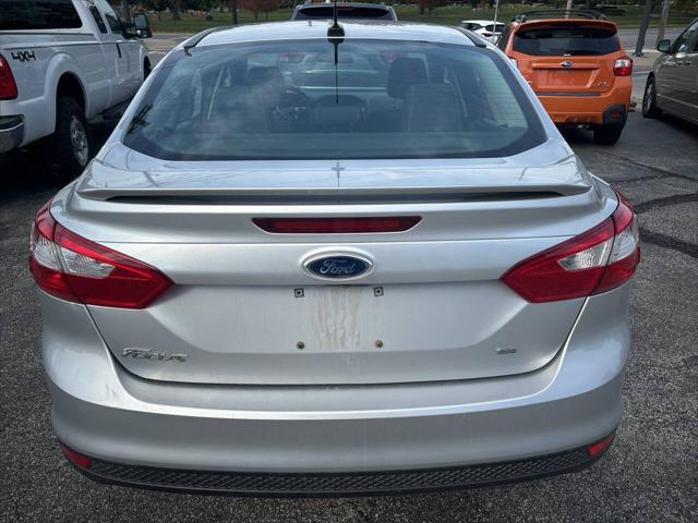 2012 ford focus se