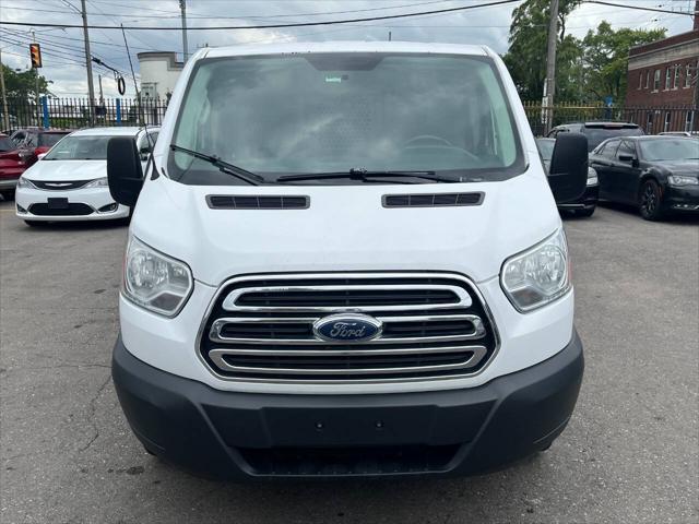 2015 ford transit-250 base