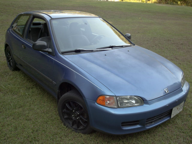 1993 honda civic dx hatchback 3-door 1.5l, 150+k miles, 1 family since new
