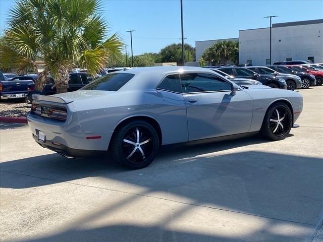2022 dodge challenger r/t