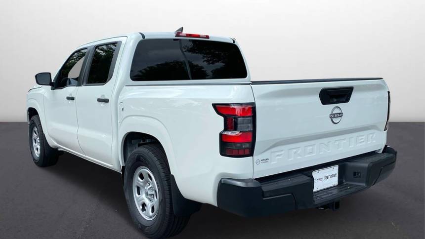 2024 nissan frontier s