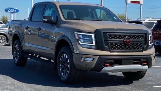 2024 Nissan Titan pro-4x