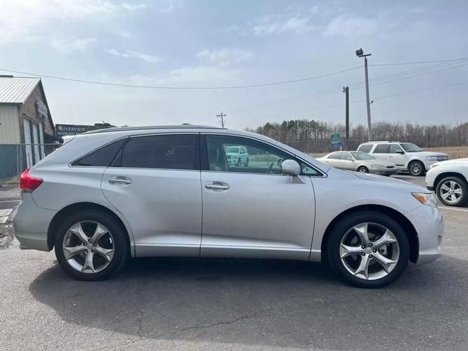 2011 toyota venza wagon 4d in zimmerman, minnesota