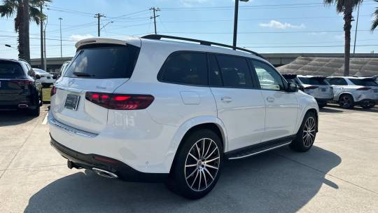 2025 Mercedes-Benz GLS