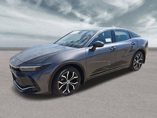 2023 toyota crown xle
