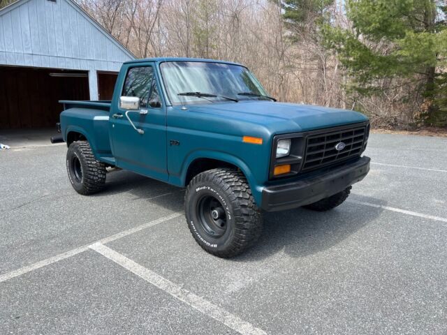1982 ford f-150 pickup green 4wd manual