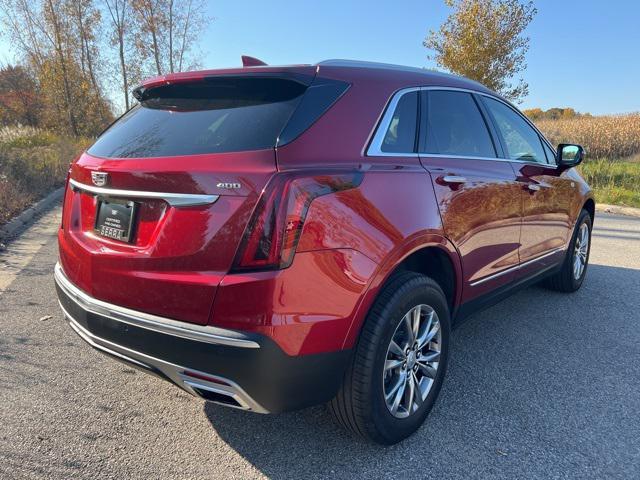 2022 cadillac xt5 premium luxury