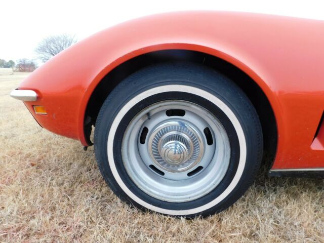 1969 red chevrolet corvette 427 roadster 4speed tank sticker