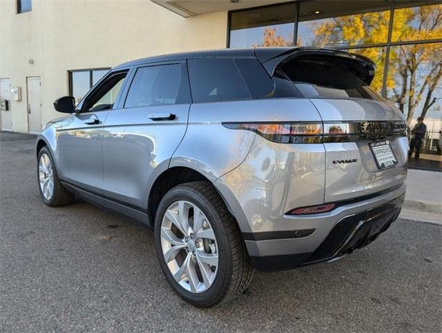 2023 land rover range rover evoque se