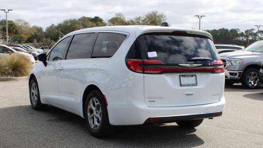 2024 Chrysler Pacifica