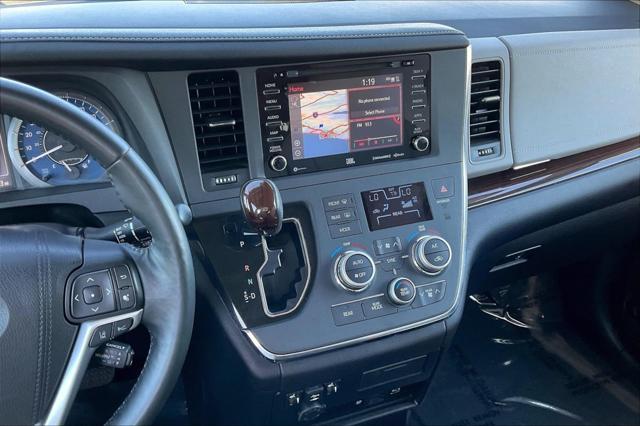 2018 toyota sienna limited premium