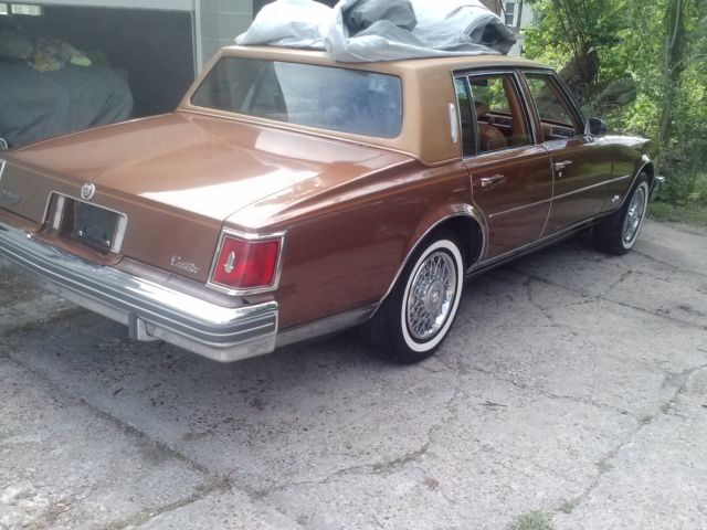 1978 cadillac seville ,low low miles,collector dream,best color combo ever!!!!