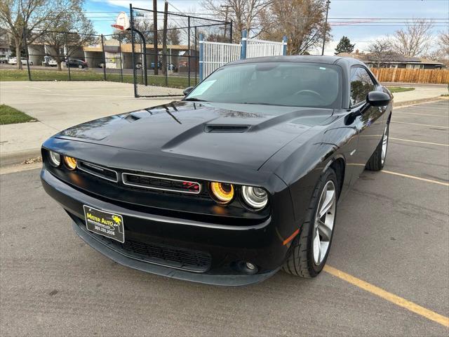 2017 dodge challenger r/t