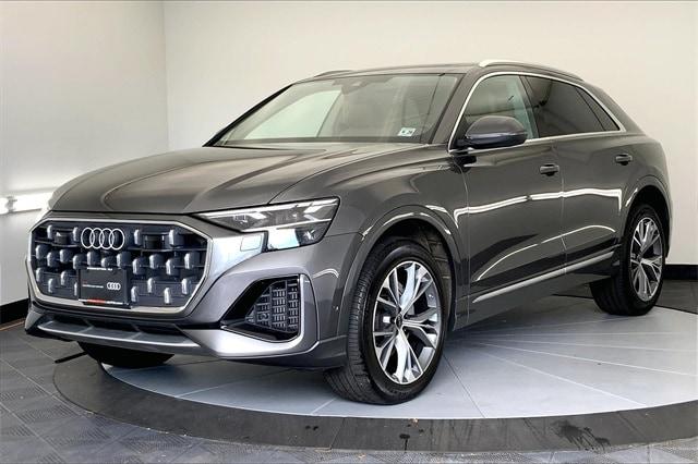 2024 audi q8 premium plus
