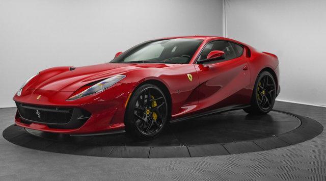 2018 ferrari 812 superfast base