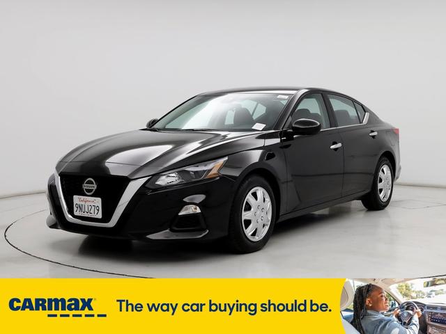 2022 nissan altima s