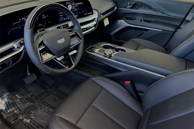2024 cadillac lyriq sport