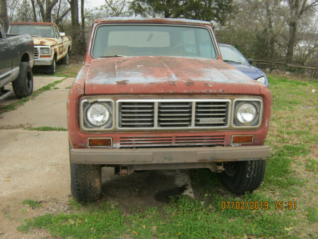 solid little scout 4x4 with running v-8 and automatic transmission