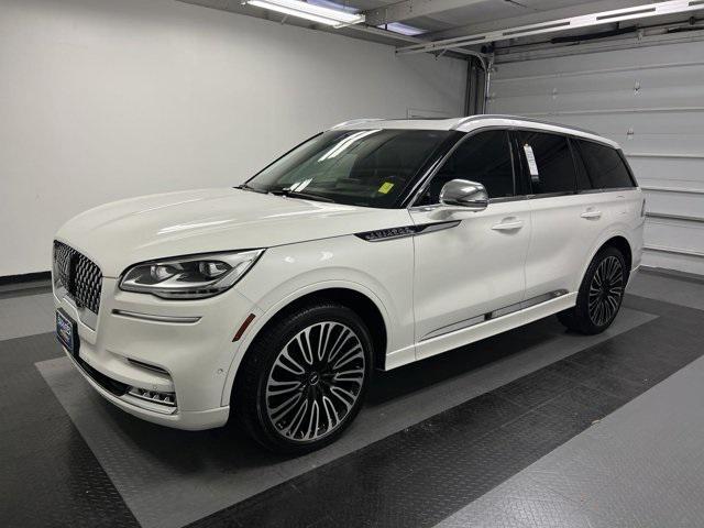 2022 lincoln aviator black label awd