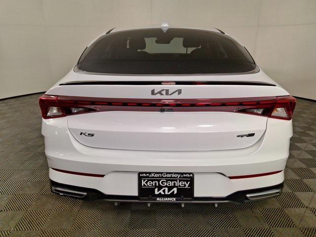 2022 kia k5 gt-line