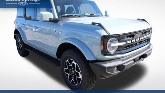 2024 Ford Bronco outer banks