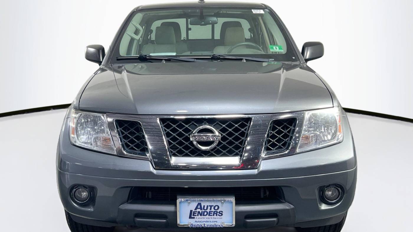 2018 nissan frontier sv