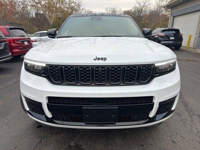 2024 jeep grand cherokee l summit
