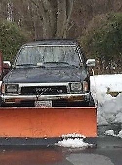 4wd 4x4 with snow plow and very low miles