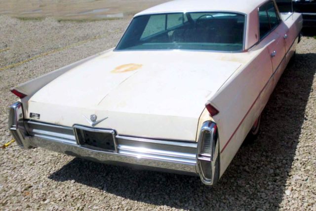 1964 cadillac deville white hardtop 4-door 7.0l