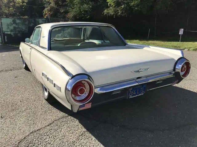 1962 ford thunderbird 68,212 miles wimbledon white v8 automatic