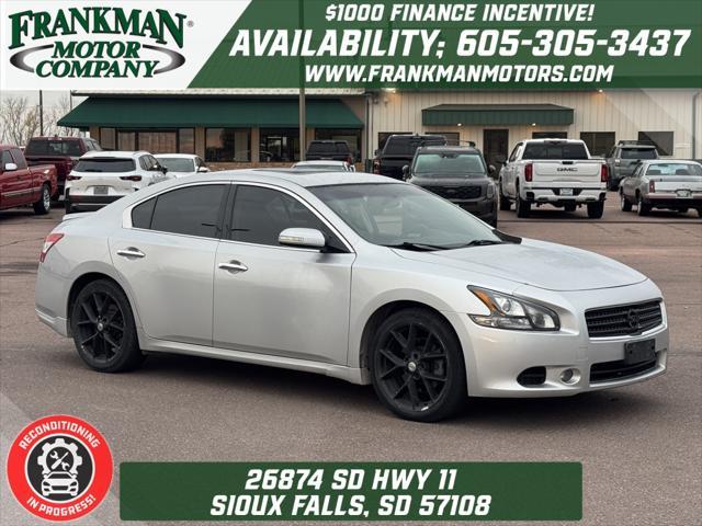 2011 nissan maxima sv