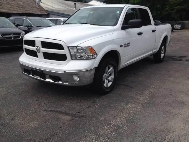 2016 ram ram pickup 1500 outdoorsman 4x4 outdoorsman 4dr crew cab 6.3 ft. sb pickup for sale in bennington, vermont