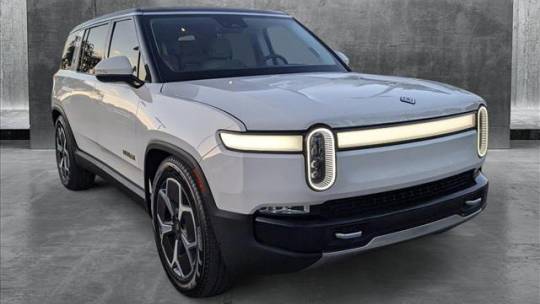 2023 rivian r1s adventure