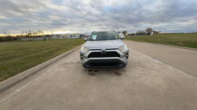 2020 toyota rav4 hybrid xle