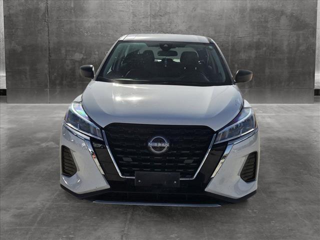 2022 nissan kicks s