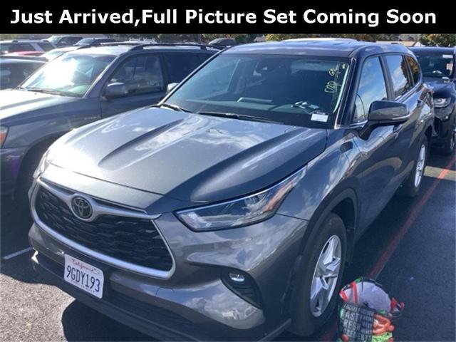 2023 toyota highlander le