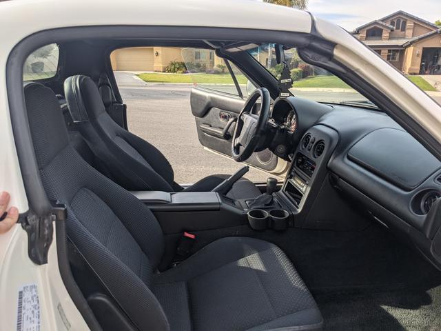 1997 mazda mx-5 miata base