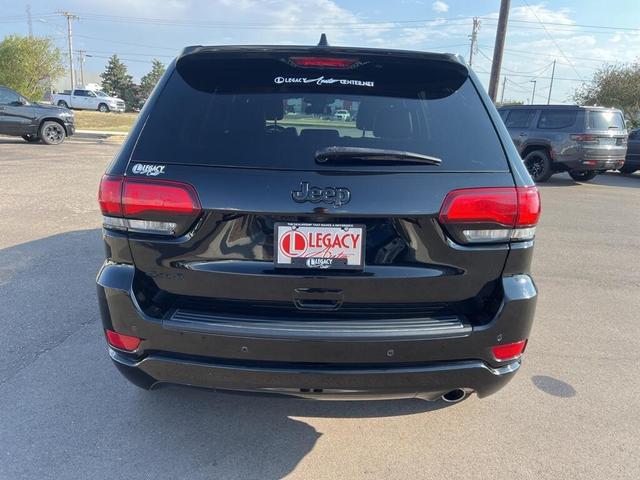2021 jeep grand cherokee laredo x