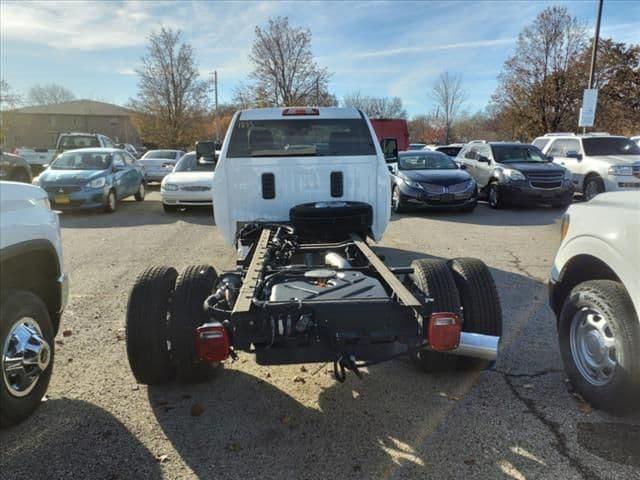 2023 chevrolet silverado 3500hd chassis in olathe, kansas