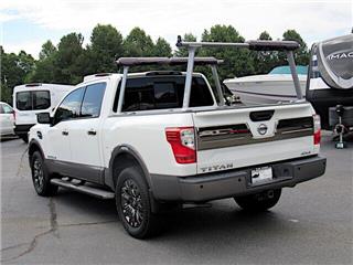 2017 Nissan Titan s