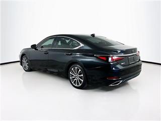 2021 Lexus ES base