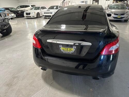 2009 nissan maxima