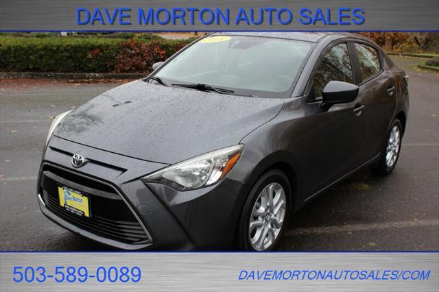 2018 toyota yaris ia base