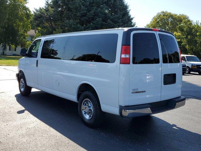 2020 chevrolet express 3500 lt
