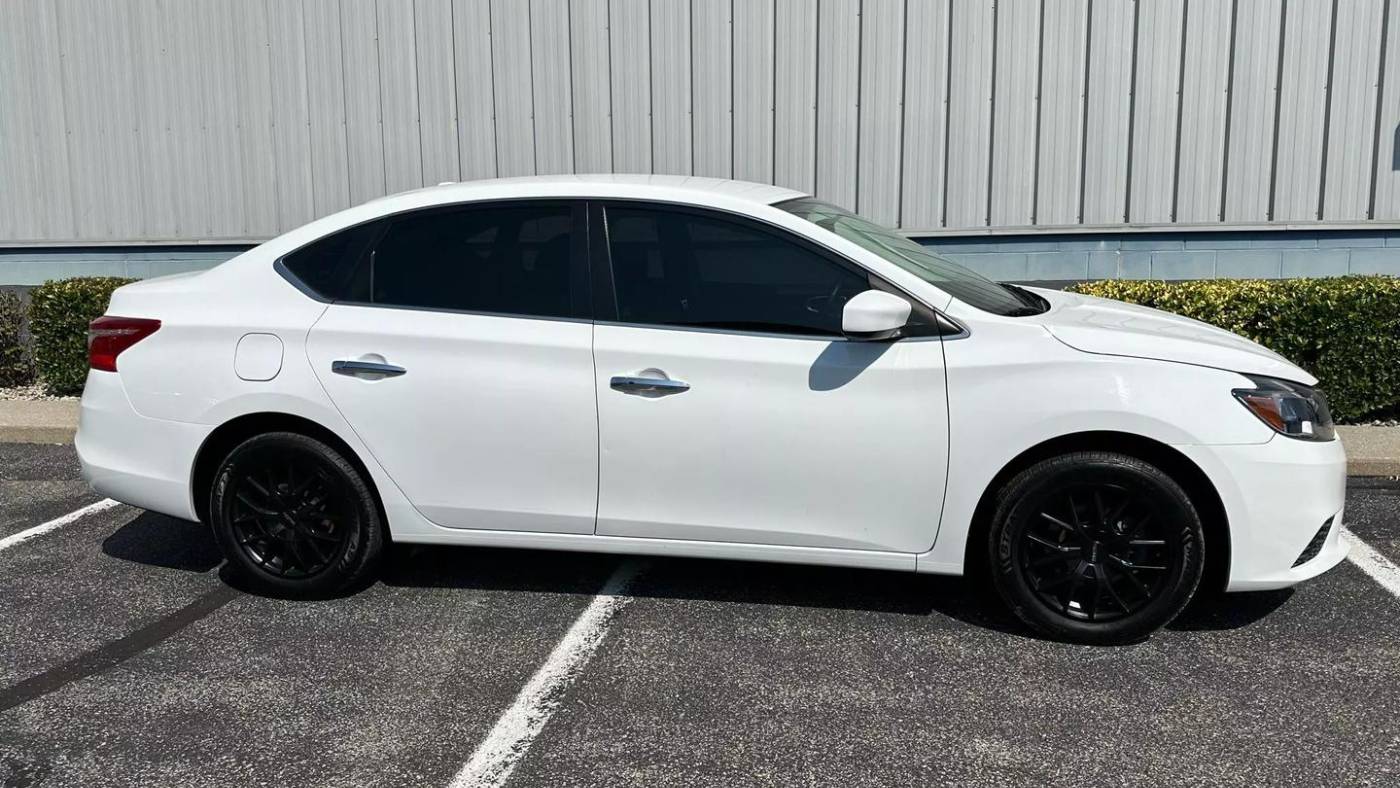 2017 nissan sentra sv